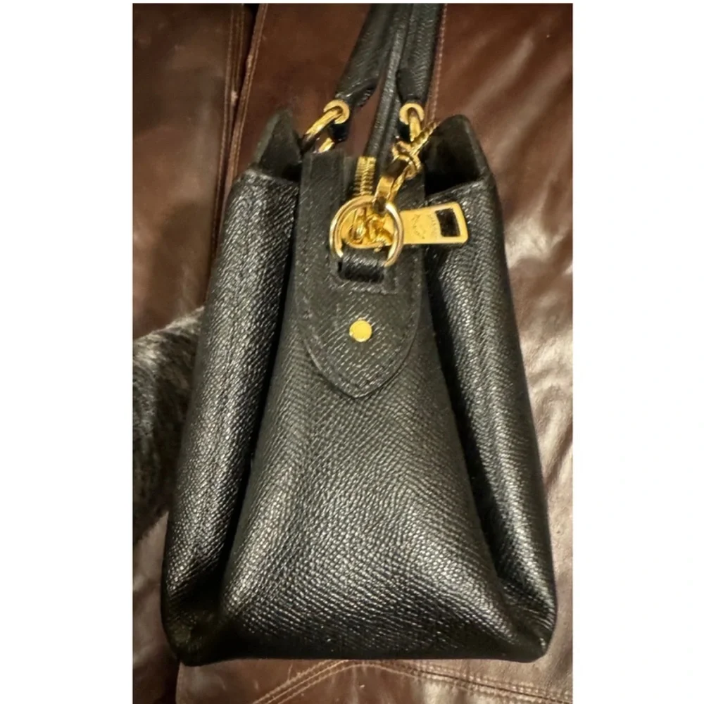 Coach Mini Lillie Carryall Black Pebbled Leather EUC - Picture 2 of 15